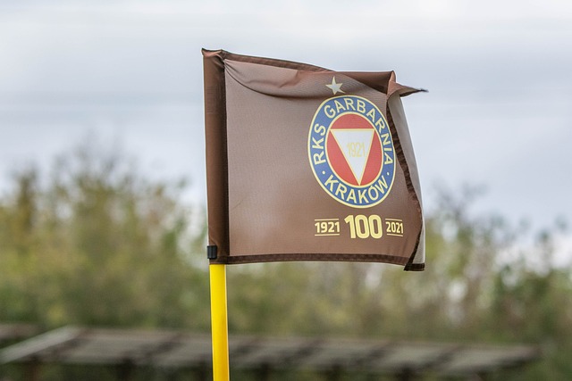 傅博曾在某 傅博曾在某